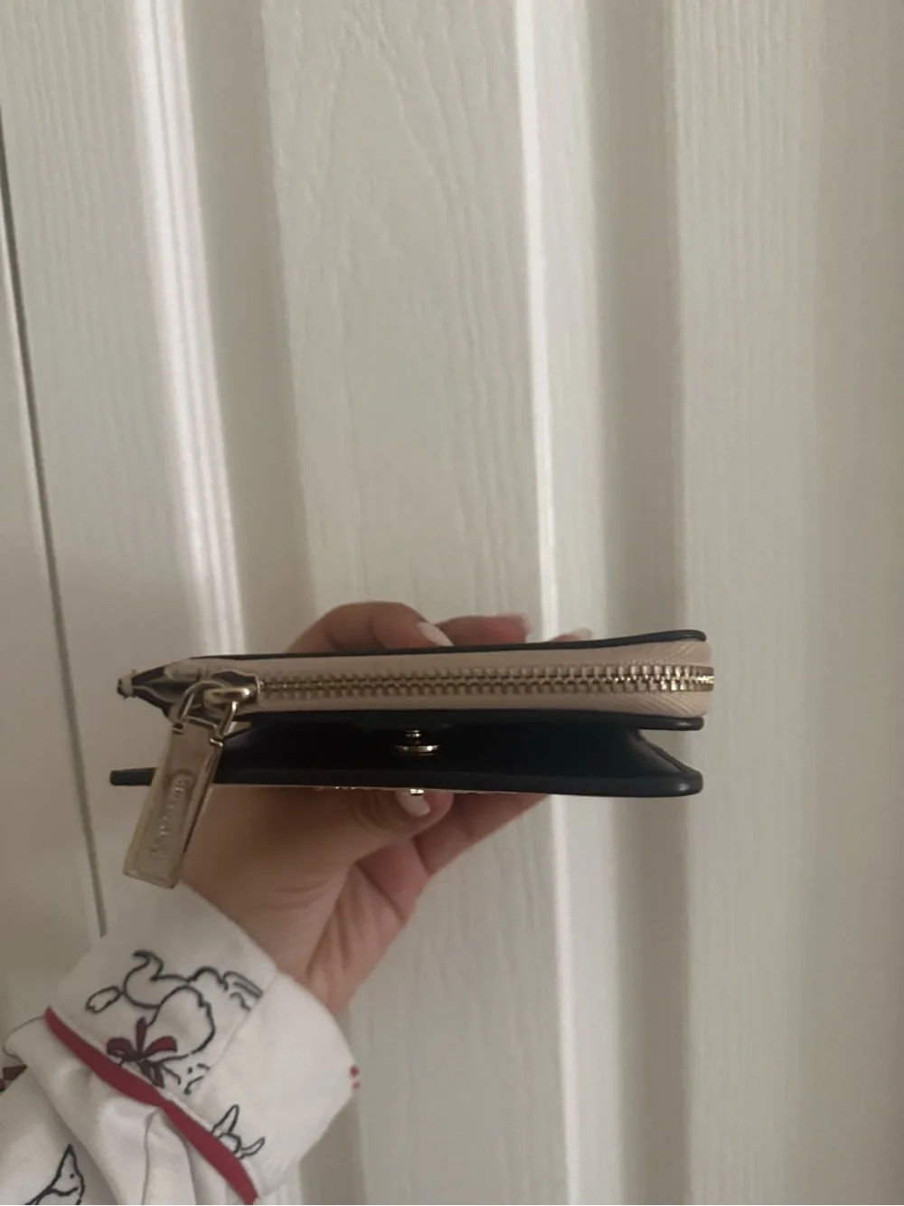 kate spade pink and black Minnie Mouse Zip Around Wallet